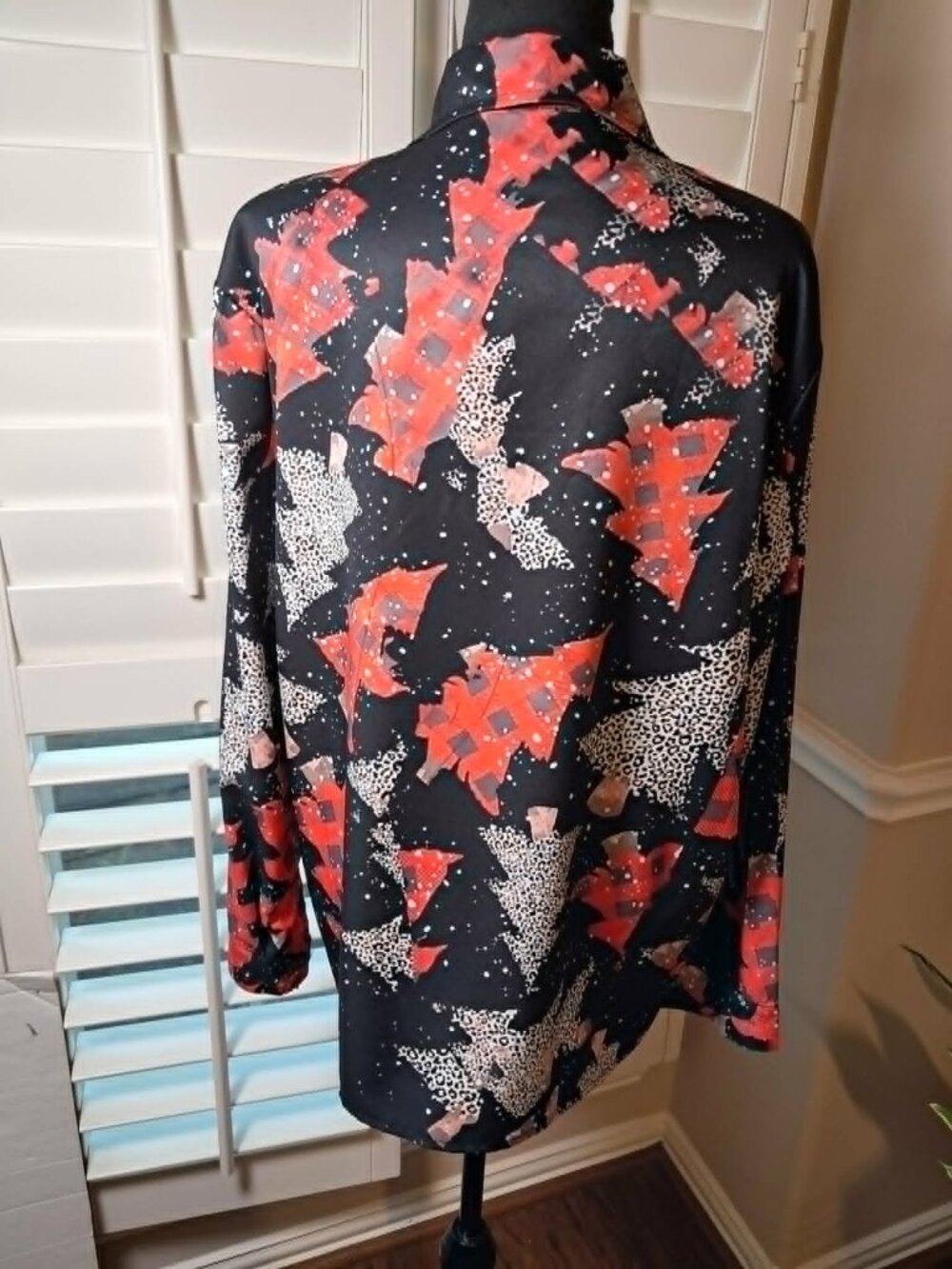 Black Christmas Tree Print Button Up Shirt XL - Picture 3 of 8